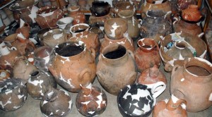 185 parça tarihi eser ile 3 kilogram uyuşturucu madde ele