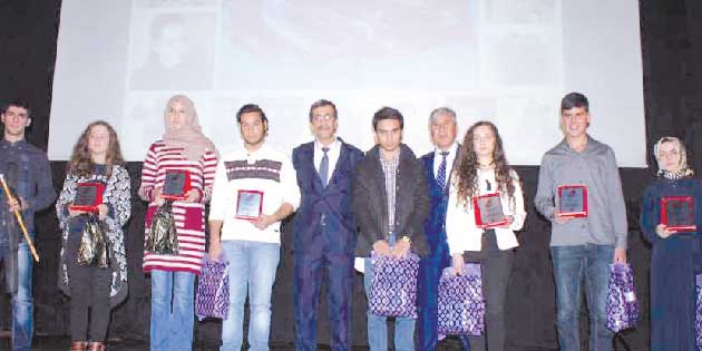 Şiir Yarışması 1.liğini, Kırıkhan A.L. Öğrencisi Nursen Uzun kazandı. Hatay