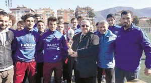 Armutluspor gençleri şampiyon