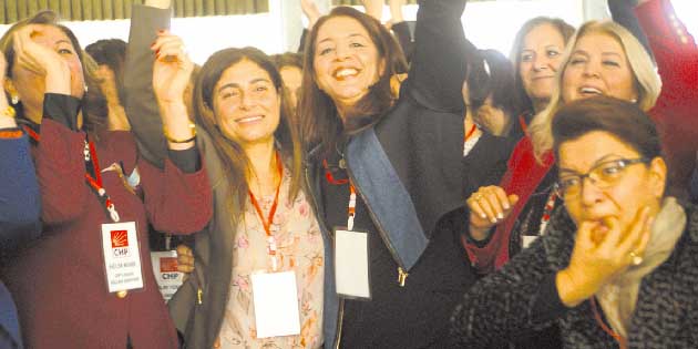 CHP’nin Kadın Kolları PM Üyesi Suzan Dudu heyecanlı:
