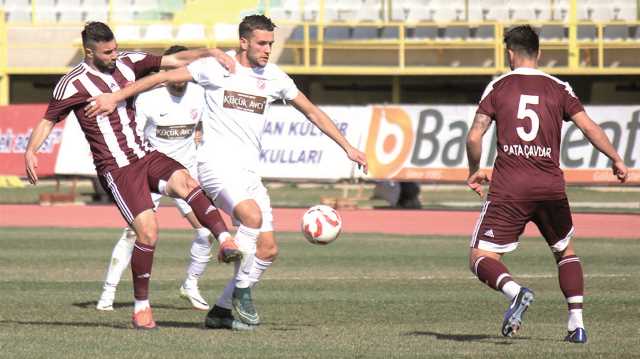 2.Lig Kırmızı Grup 22. haftasında play-off’lara katılma mücadelesi veren Karşıyaka