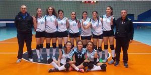 Hatay şampiyonu voleybolcular