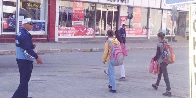 Reyhanlı Belediyesi Zabıta ekipleri,