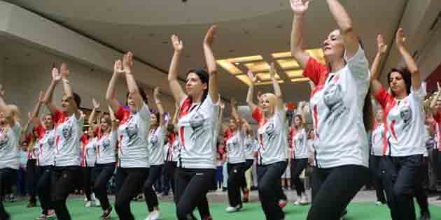 Hatay Büyükşehir Belediyesi Halk Dansları Topluluğu geçtiğimiz gün, Antakya Palladium