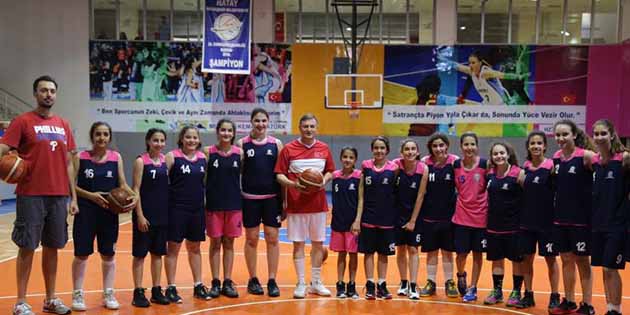 U-13 Kız Basketbolcuları Hatay