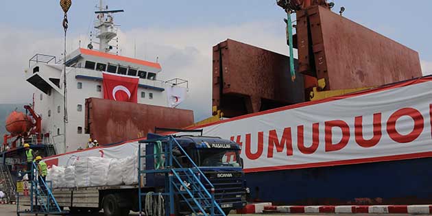 Malzemeler İskenderun Limanında gemiye yükleniyor Cumhurbaşkanı Recep Tayyip Erdoğan’ın başlattığı