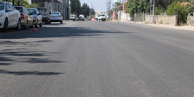 Hatay Büyükşehir Belediyesi asfalt ekiplerinin yaklaşık 1 aydır devam eden