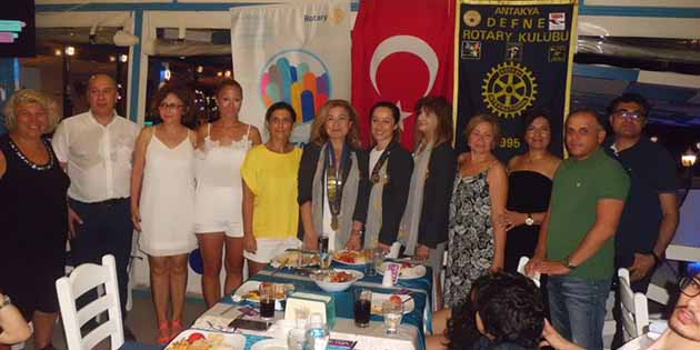 Defne Rotary Kulübü, Yaz