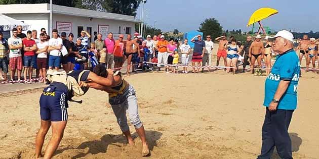 38 Ülkeden güreşçiler Hatay’a