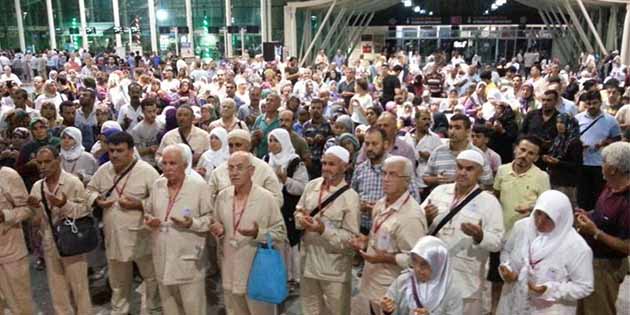 Hatay’dan ilk hacı kafilesi