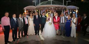 CHP’nin genç asistanı evlendi: