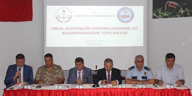 Antakya’da okul açılışı öncesi: Güvenlik ve Sağlık Toplantısı Okulların açılmasına az süre kala, Antakya
