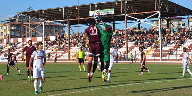 Bordo-Beyazlılar, Cumartesi günü Tokatspor