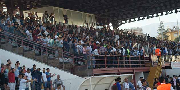 Hatayspor’un yarın Menemen Belediyespor’la oynayacağı maçı izlemek üzere İzmir’e gidecek