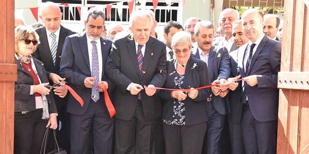 Altınözü ilçesi Tokaçlı Mahallesi’nde oluşturulan “Zeytin Müzesi” açılışı yapıldı. Açılış,