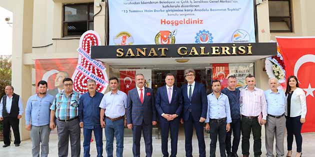 Darbeye Yerel Basın Tepkisi İskenderunlu yerel gazetelerin temsilcileri, geride kalan