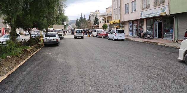 Hatay Büyükşehir Belediyesi Fen İşleri Daire Başkanlığı ekiplerinin il genelinde
