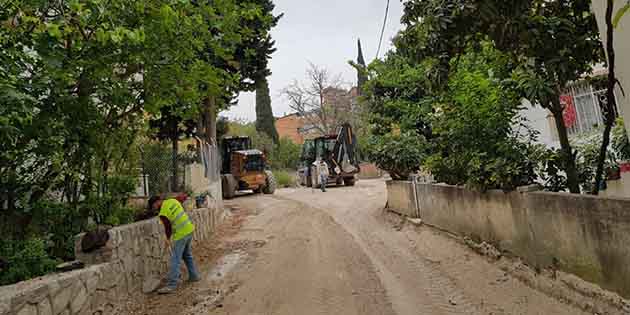 Dursunlu’ya asfalt takviyesi Defne