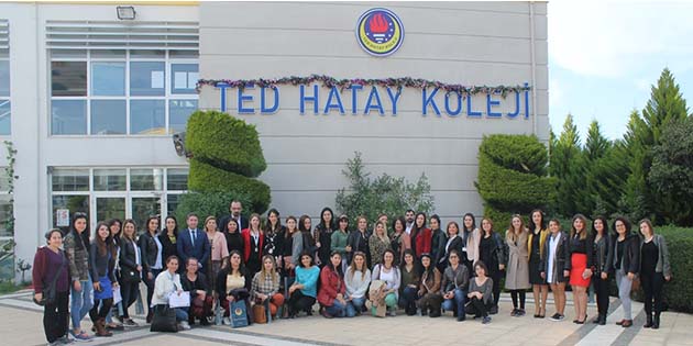 TED Hatay Koleji, aralarında