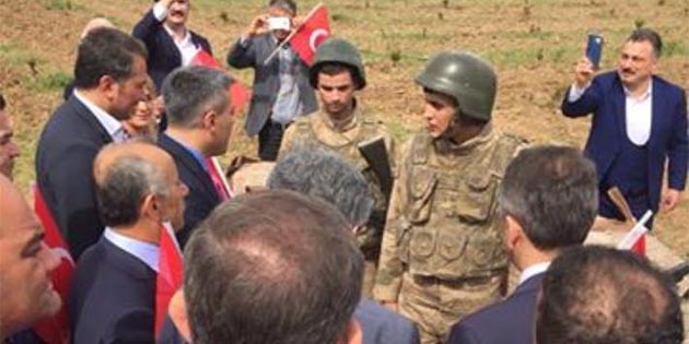 Mehmetçiğe Destek CHP’nin Dış İlişkilerden Sorumlu Genel Başkan Yardımcısı Öztürk