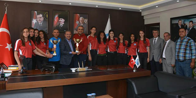 Bölge Şampiyonluğu Antakya Belediyesi Gençlik Spor Kulübü Bayan Voleybol Takımı,