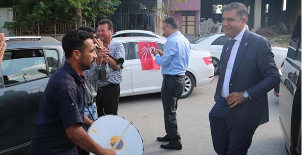 CHP Milletvekili 1.Sıra Adayı Mehmet Güzelmansur, gittiği birçok yerde işadamı