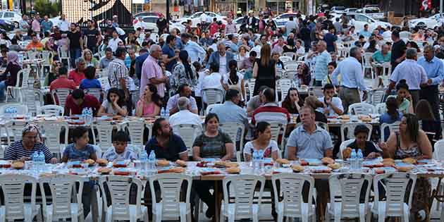 Hatay Büyükşehir Belediyesi’nin(HBB) organizesinde Ramazan ayı dolayısıyla Hatay’ın 15 ilçesinde