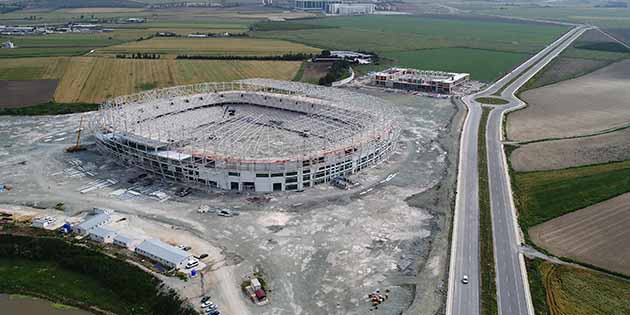 Hatayspor, iç ve dış transferde çalışmalarını sürdürürken, 1. Lig’de maçlarını