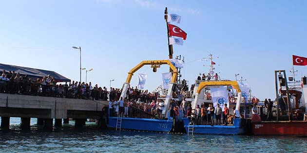 İskenderun körfezinde Deniz üzerindeki