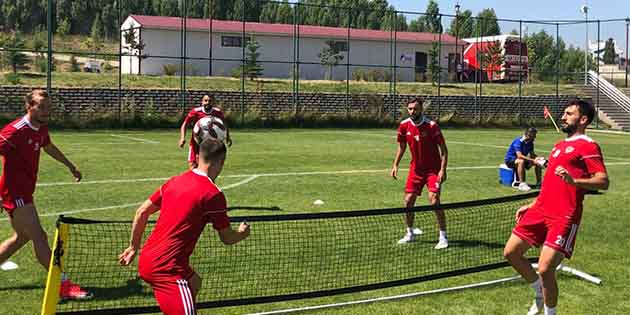 Erzurum’da yeni sezon kamp hazırlıklarını sürdüren Hatayspor’da zaman zaman sabahları