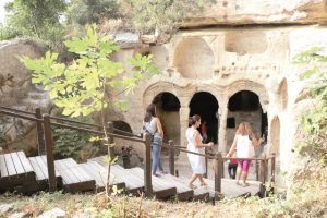 Titus Tüneli; yerli-yabancı turistlerin gözdesi …