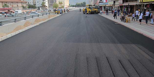 Servis yolları asfaltlandı İskenderun Battı Çıktı Projesi’nin bulunduğu bölgenin servis