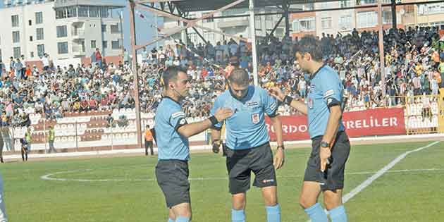 Hatayspor- Gazişehir maçını yönetim