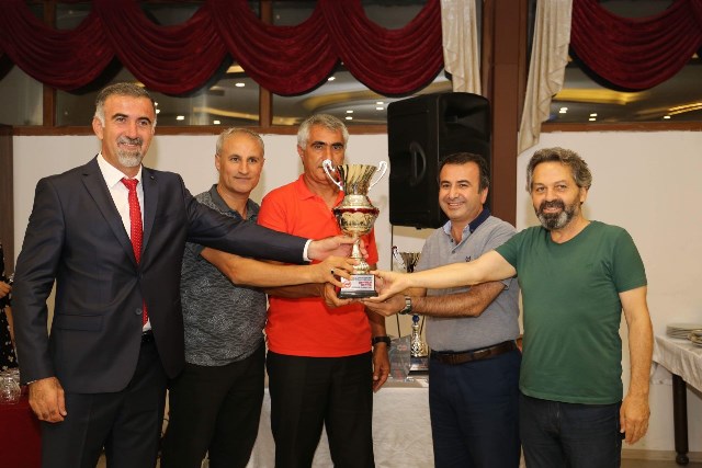 Hatay Büyükşehir Belediyesinin katkılarıyla düzenlenen 5. Türkiye Veteranlar Futbol Şampiyonası’nda