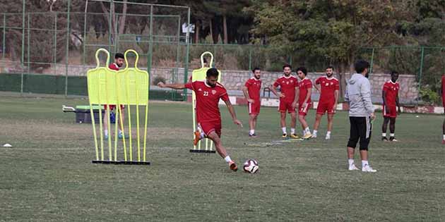 Hatayspor Teknik Direktörü İlhan