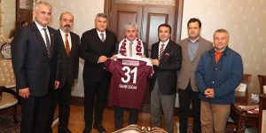 Vali’ye Hatayspor Forması