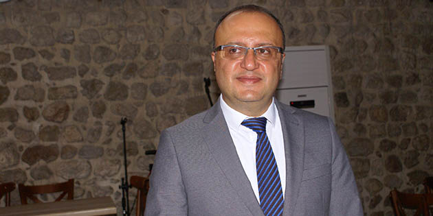 Dr. Cüneyt Cüzdan, basın mensuplarıyla bir araya geldi, projelerini aktardı