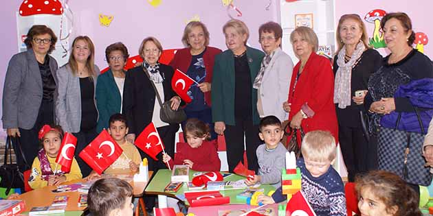 Tam donanımlı iki ana sınıfını Antakya’ya kazandırdılar Türk Kadınlar Birliği,