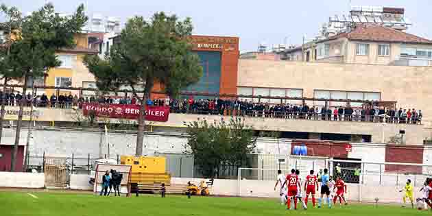 Bordo-beyaz Sevgisi Bir Başka…