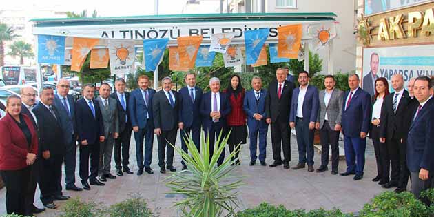 AK Parti’de, Hatay’da aday gösterilen ilçe belediye başkanları açıklamasının hemen