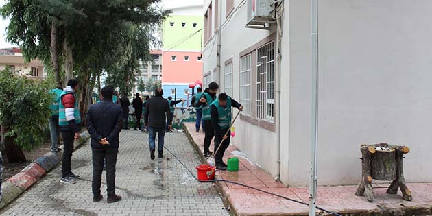 Okulları Boyuyorlar İlimizde, cezaevinde