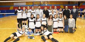 Samandağlı Voleybolcular Galip