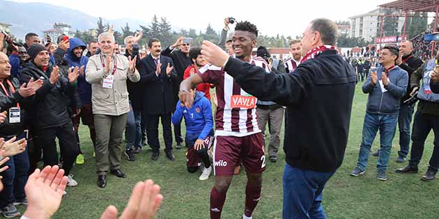 Tarih Yazdılar… 3 gün önce Spor Toto 1. Ligi lideri