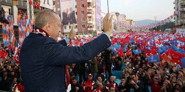 Cumhurbaşkanı ve AK Parti Genel Başkanı Recep Tayyip Erdoğan, Pazar