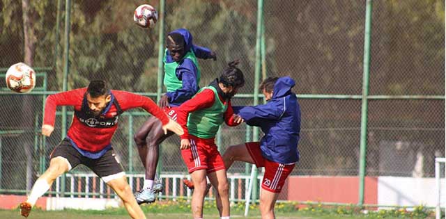 Hatayspor, yarın oynayacağı İstanbulspor maçı öncesinde çalışmalarını tamamladı. Bordo-Beyazlılar, Pazar