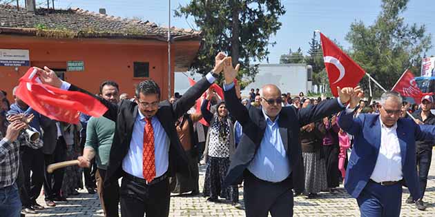 Mahalle toplantısı şölene dönüştü