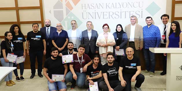 ‘Engelsiz Piyano’ İskenderun Teknik Üniversitesi (İSTE) öğrencileri, Hasan Kalyoncu Üniversitesi’nde