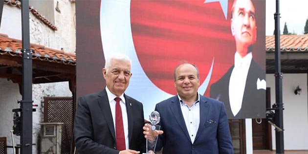 Gazetemiz Yazarı, Halk TV’de