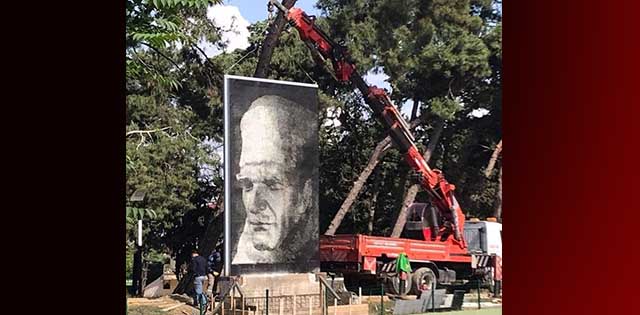 Hidro’daki Atatürk heykeli, benzemediği için mi kaldırılıyor? Defne Belediyesi’nce iki