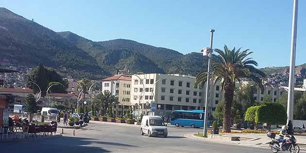 Ankara’nın eğitim sistemi mi? Antakya’nın trafik bilmecesi mi? 1 Temmuz itibariyle trafik akışında yeniden